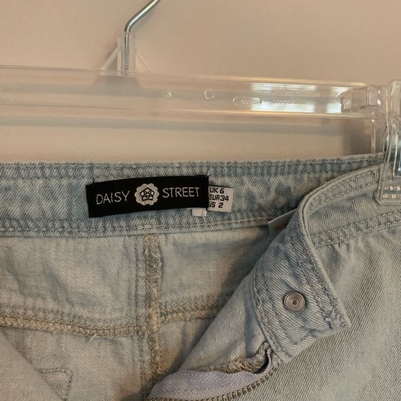 Daisy Street denim skirt - Picture 3 of 4